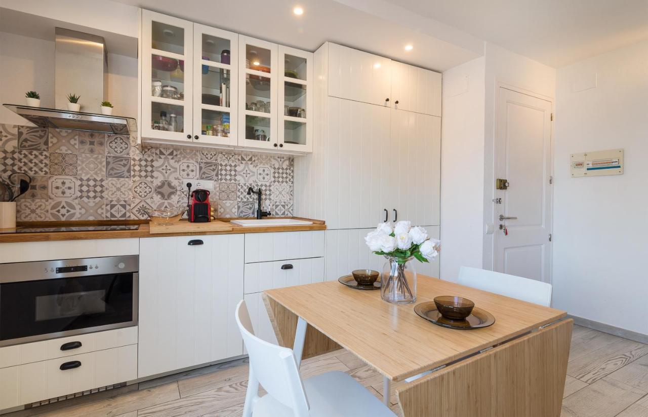 Beautiful Apartment Stylish Village House @ Center 卡达克斯 外观 照片